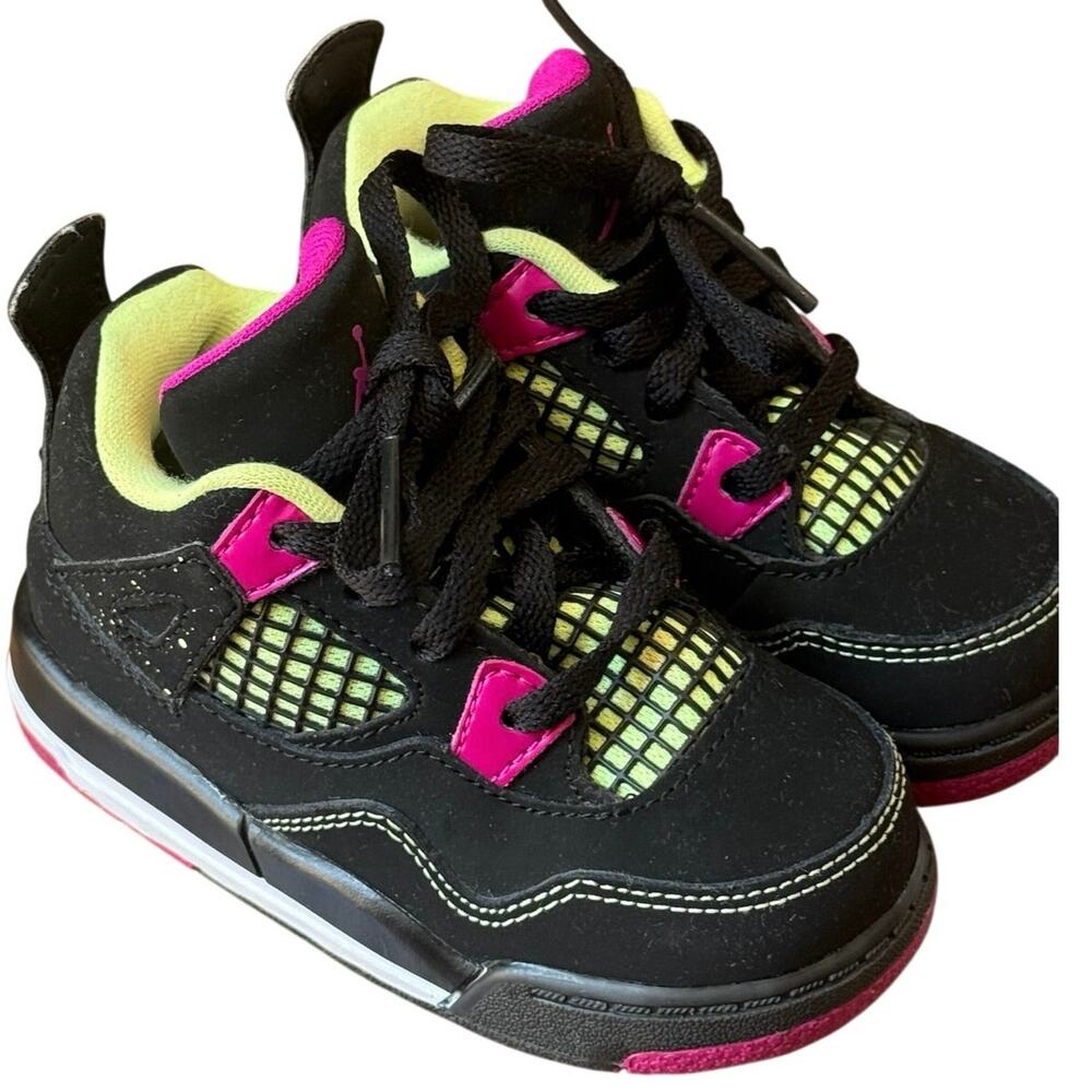 Nike Air Jordan 4 Retro Fuchsia Flash Black Pink Toddler Girls Shoes Size 6C - Picture 14 of 14